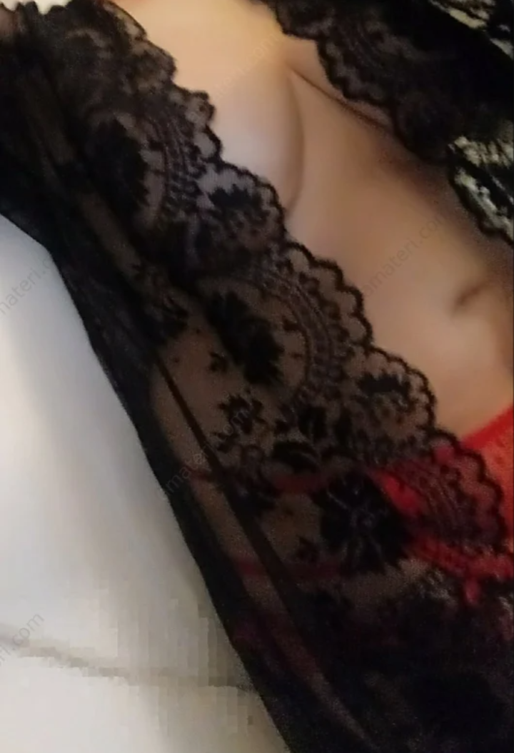 Relax u brunetky na Praze 9